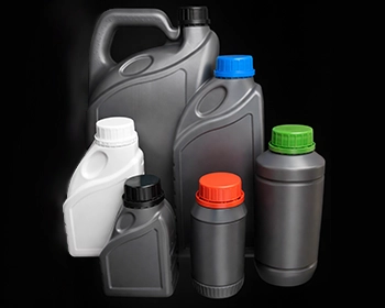Plastic Round and Square Automotive Motor Oil Bottles