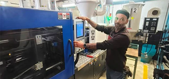 WD Hearn Successfully Installs Three NPC140 ton Premium Injection Moulding Machines